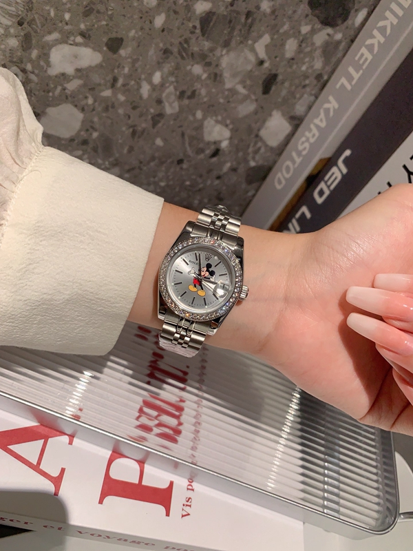 ブランド時計正面デザイン